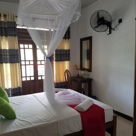 Yashumi Homestay Dambulla Exterior foto