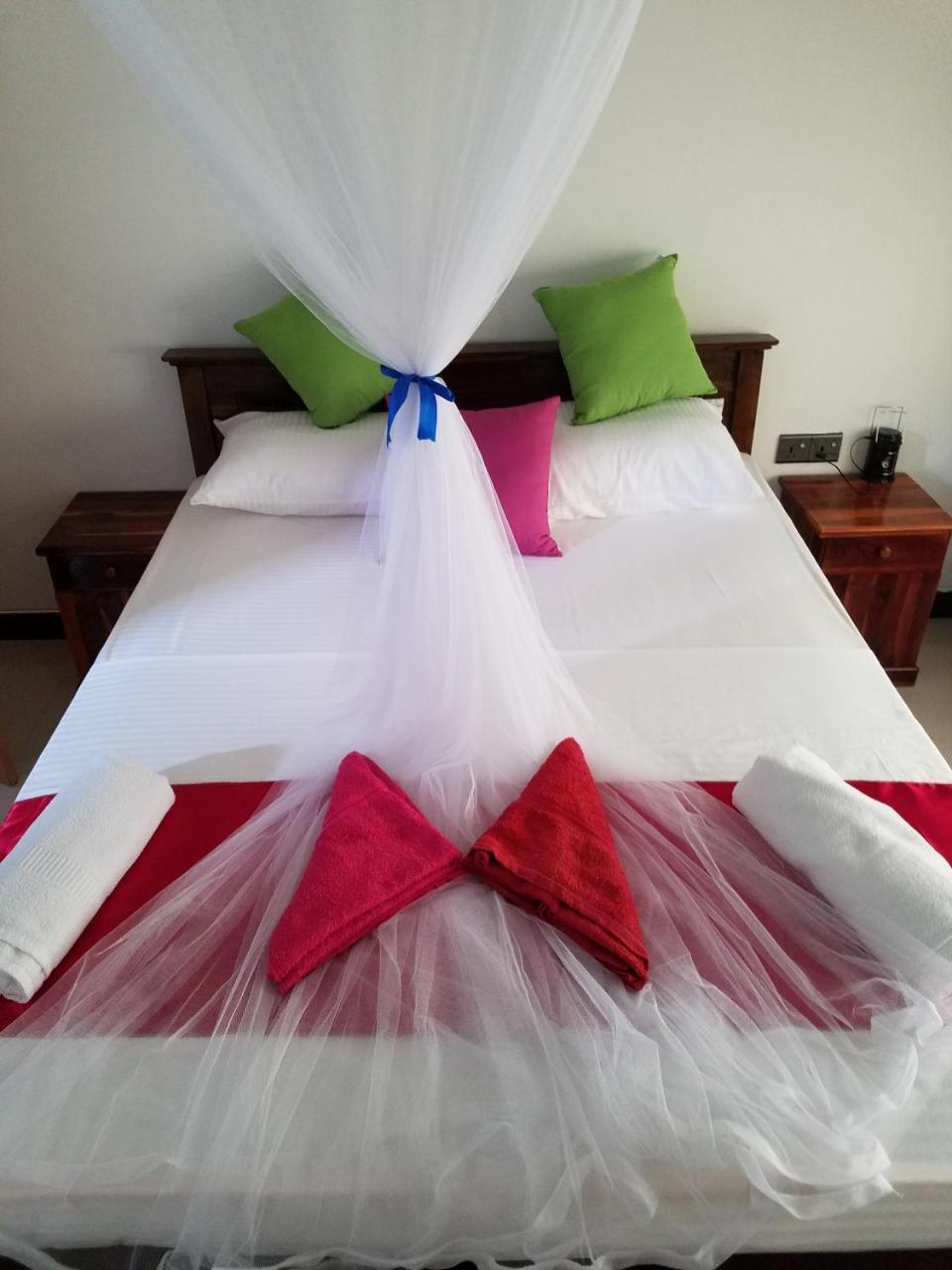 Yashumi Homestay Dambulla Exterior foto